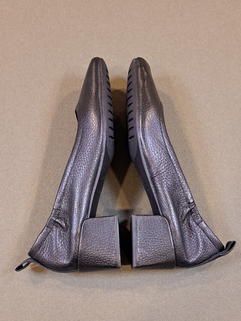 Vionic Ramona Block Heel Pump - Color: Black - Size: 9 - Picture 7 of 9